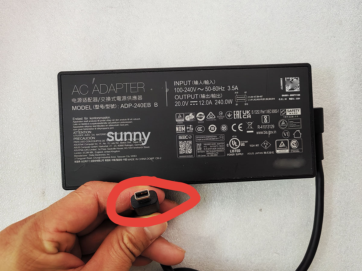 OEM ADP-240EB B 0A001-00971300 - Pc Gaming Asus 리뷰 및 가격